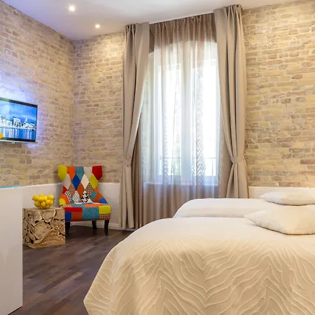 Pellegrini Luxury Penzion 4*