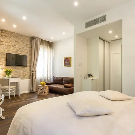 Pellegrini Luxury Pensjonat 4*