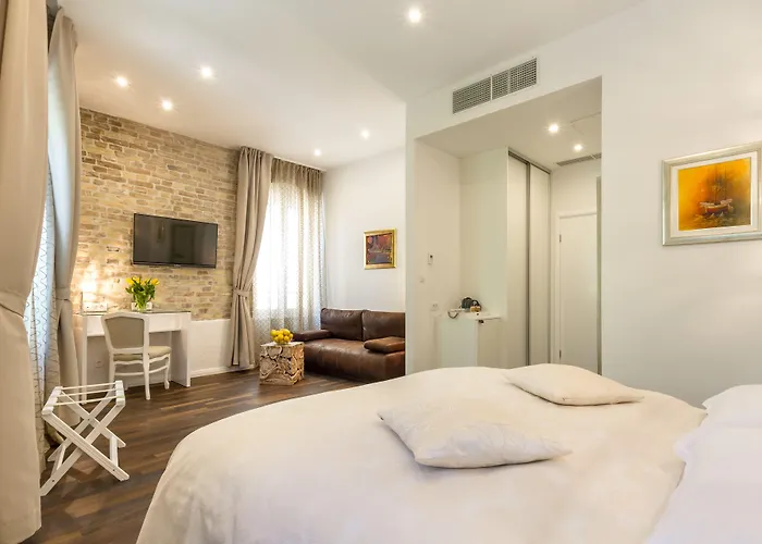 Affittacamere Pellegrini Luxury 4*