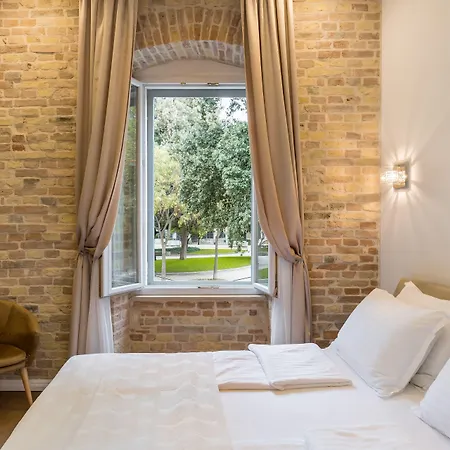 Casa de hóspedes Pellegrini Luxury 4*