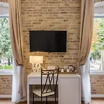 Pellegrini Luxury Affittacamere 4*