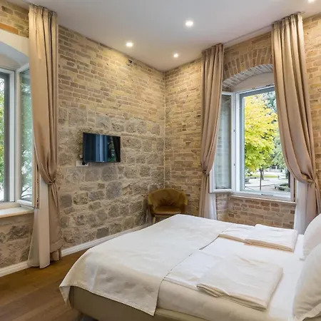 Pellegrini Luxury Gæstehus 4*
